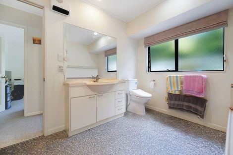 Photo of property in 1/12 Beatrice Avenue, Hillcrest, Auckland, 0627