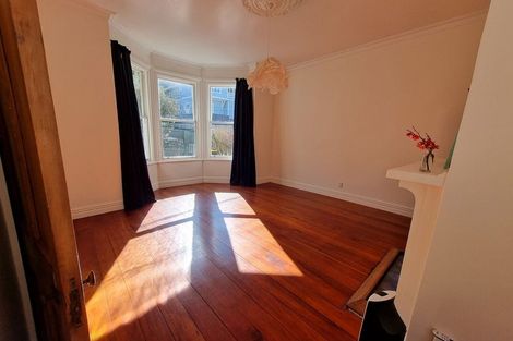 Photo of property in 35a Grant Road, Thorndon, Wellington, 6011