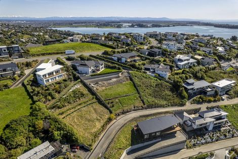 Photo of property in 19 Challenger Lane, Redcliffs, Christchurch, 8081