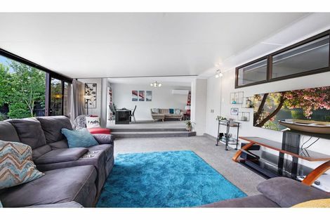 Photo of property in 10 Lovelock Street, Dallington, Christchurch, 8061