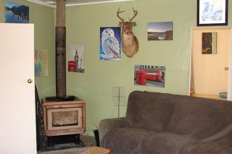 Photo of property in 16 Derby Street, Woodend, Invercargill, 9877