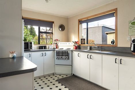 Photo of property in 49 Elderlee Street, Milton, 9220