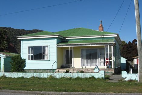Photo of property in 3 Clifford Street, Cobden, Greymouth, 7802