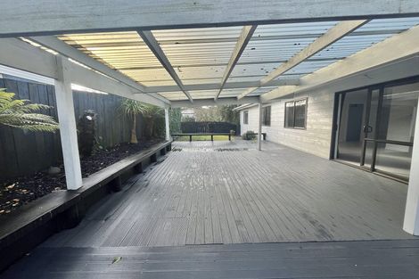 Photo of property in 1/13 Everglade Drive, Goodwood Heights, Auckland, 2105