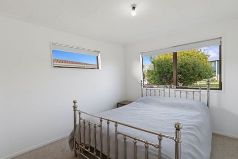 Photo of property in 30a Donegal Crescent, Tamatea, Napier, 4112