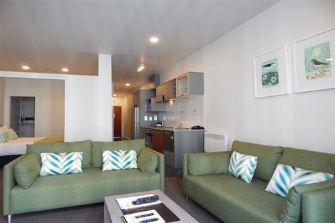 Photo of property in Atrium Towers, 8d/154 The Terrace, Wellington Central, Wellington, 6011