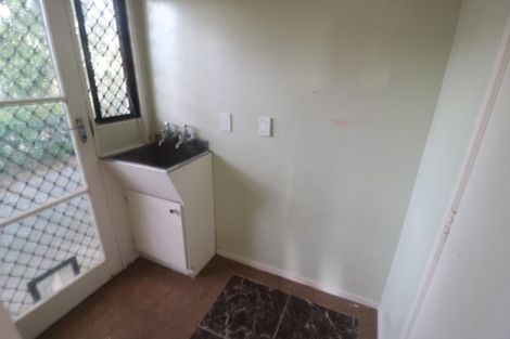 Photo of property in 1/198 Onewa Road, Birkenhead, Auckland, 0626