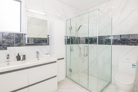 Photo of property in 90a Khandallah Road, Khandallah, Wellington, 6035