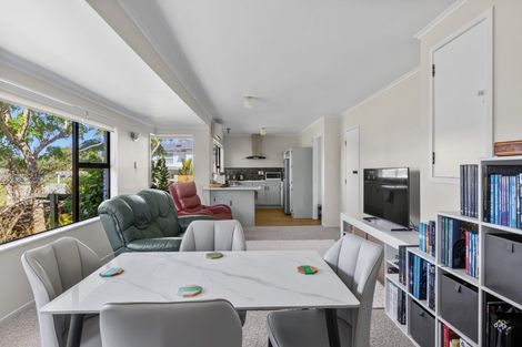 Photo of property in 1 Moana Terrace, Snells Beach, 0920