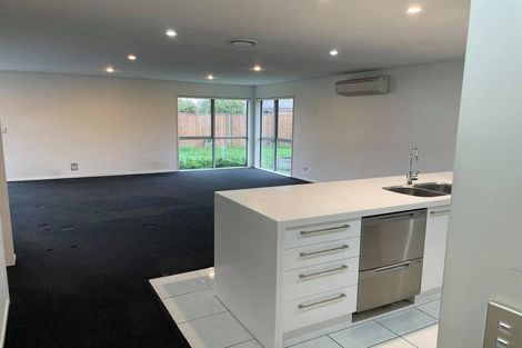 Photo of property in 9 Jarnac Boulevard, Yaldhurst, Christchurch, 8042