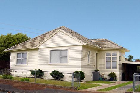 Photo of property in 16 Tirotai Crescent, Westmere, Auckland, 1022