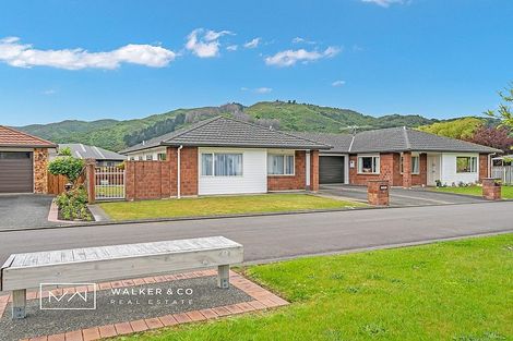 Photo of property in 8 Woodland Mews, Wainuiomata, Lower Hutt, 5014