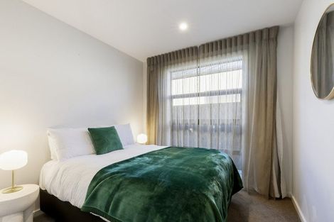Photo of property in 33 Alps View Place, Lake Hayes, Queenstown, 9304