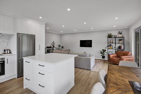 Photo of property in 2 Puriri Street, Hawera, 4610