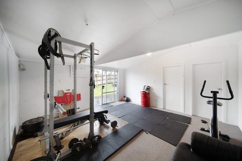 Photo of property in 591 Massey Road, Mangere, Auckland, 2022