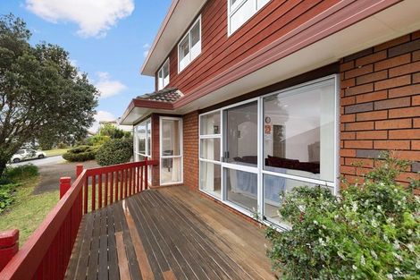 Photo of property in 7 Anure Place, Highland Park, Auckland, 2010