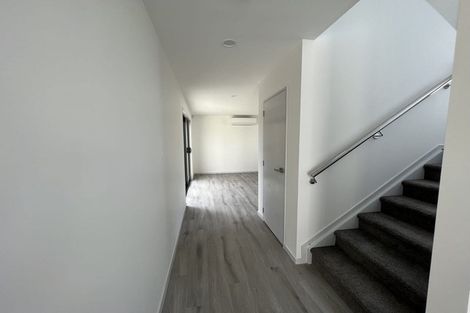 Photo of property in 12 Matukutureia Lane, Manurewa, Auckland, 2102