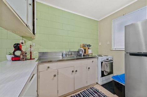 Photo of property in 2c Larch Street, Victoria, Rotorua, 3010