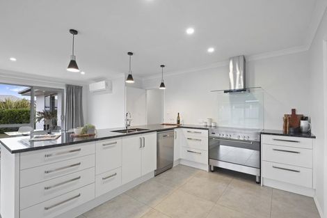 Photo of property in 5 Hickmott Street, Rangiora, 7400