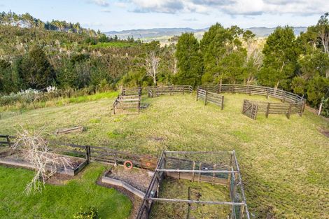 Photo of property in 393 Brooks Road, Waipu, 0582