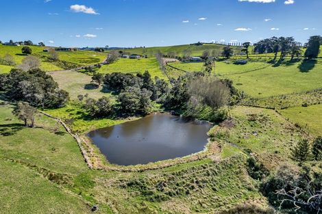 Photo of property in 111 Petley Road, Paparoa, 0571