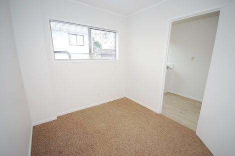 Photo of property in 2/35 Fairlands Avenue, Waterview, Auckland, 1026