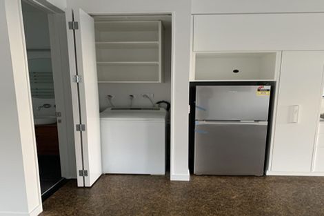 Photo of property in 14 City View Terrace, Birkenhead, Auckland, 0626