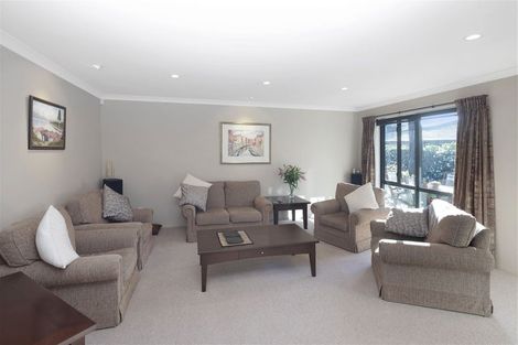 Photo of property in 4 Vaughan Way, Redwood, Christchurch, 8051