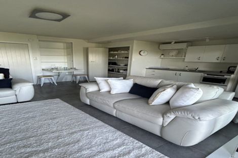 Photo of property in 47 Hadfield Street, Beach Haven, Auckland, 0626