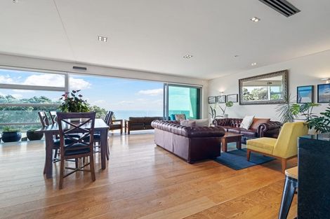 Photo of property in The Reef, 93 Saint Aubyn Street, New Plymouth, 4310