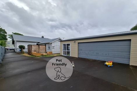 Photo of property in 50 Wallace Place, Westown, New Plymouth, 4310
