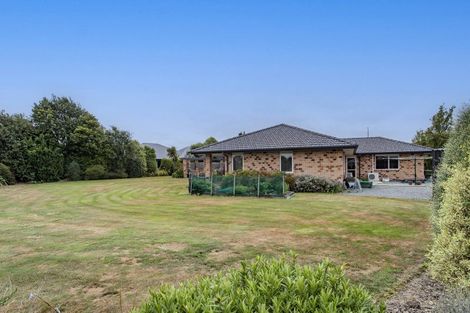 Photo of property in 8 Teviotview Place, Amberley, 7410