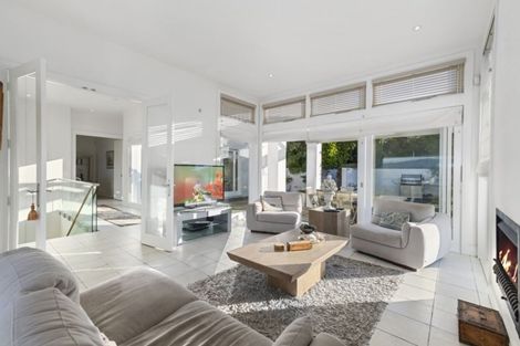 Photo of property in 81 Seatoun Heights Road, Seatoun, Wellington, 6022