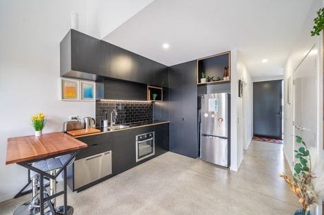 Photo of property in 3 Te Ara O Paetutu, Petone, Lower Hutt, 5012