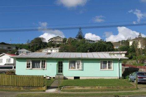 Photo of property in 222 Sievers Grove, Cannons Creek, Porirua, 5024
