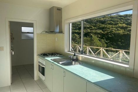 Photo of property in 90 Karepa Street, Brooklyn, Wellington, 6021