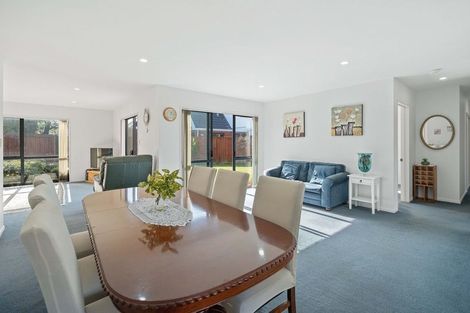 Photo of property in 8 Arkwright Place, Halswell, Christchurch, 8025