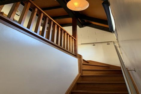 Photo of property in 2b Pitoitoi Road, Days Bay, Lower Hutt, 5013