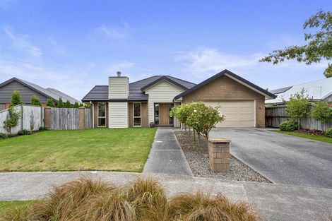 Photo of property in 30 Cedar Place, Rangiora, 7400