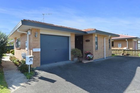 Photo of property in 16 Simons Street, Kensington, Whangarei, 0112