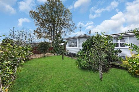 Photo of property in 1 Marybeth Place, Rosehill, Papakura, 2113