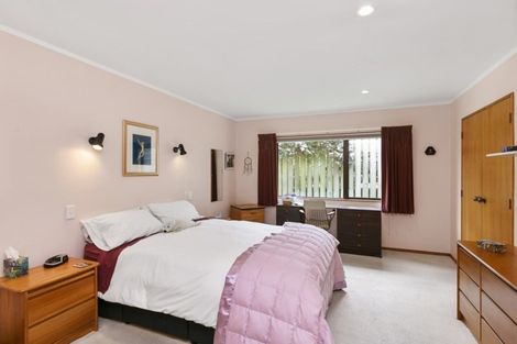 Photo of property in 3 Scorian Close, Karori, Wellington, 6012