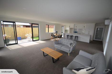 Photo of property in 7 Pembrook Close, Rangiora, 7400