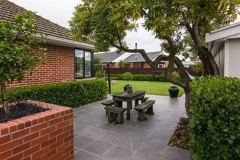 Photo of property in 2 Springbank Street, Bryndwr, Christchurch, 8053