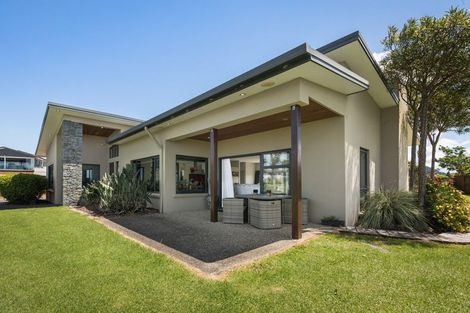 Photo of property in 111 Koutunui Road, Athenree, Katikati, 3177