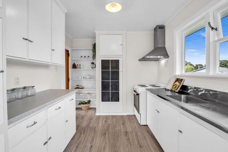 Photo of property in 6 Raymond Street, Bunnythorpe, Palmerston North, 4481