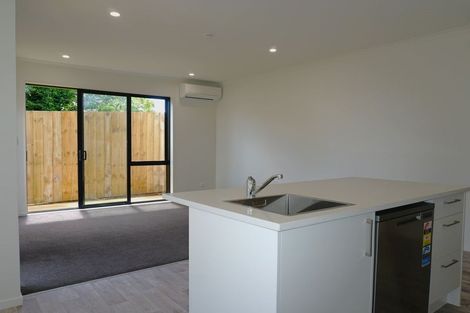 Photo of property in 9/16 Russell Road, Manurewa, Auckland, 2102