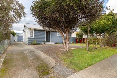 Photo of property in 17 Ngata Grove, Trentham, Upper Hutt, 5018