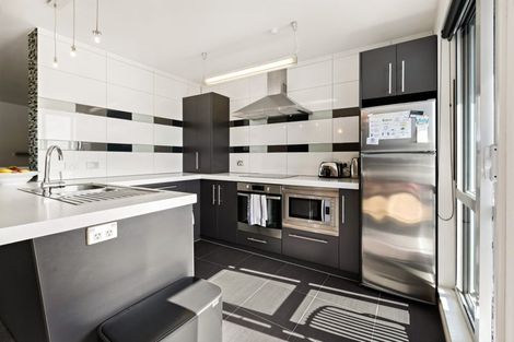 Photo of property in 7d Aranui Street, Miramar, Wellington, 6022