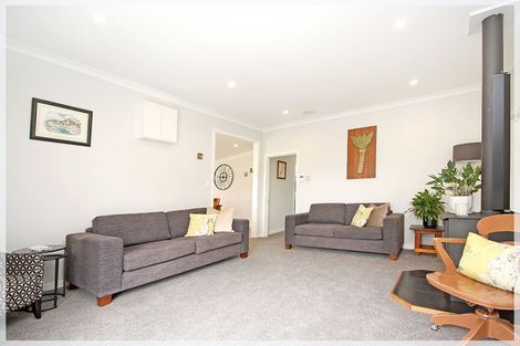 Photo of property in 35 Fairfield Road, Levin, 5510